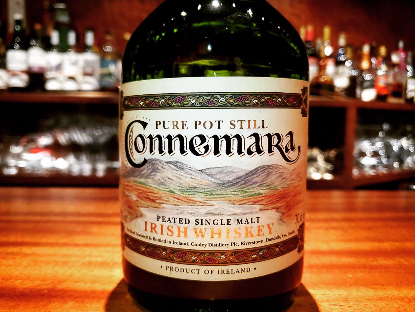 Irish whiskey【カネマラ Connemara】アイリッシュウイスキーで唯一のピーテッドシングルモルトのオールドボトル |  BarTetu（バーテツ）
