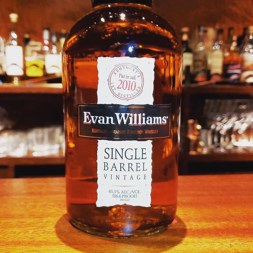 Bourbon バーボン【Evan Williams Single Barrel 2010 エヴァン 