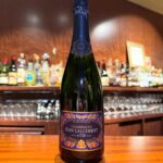 【ジャン ラルマン ブリュット レゼルヴ Jean Lallement Brut Reserve NV】樹齢60年を超える古樹。透明感と奥行きが増した味わいに、細かく豊富な酸とミネラル。全ての要素が深く、凝縮されている。スケールが大きく、男性的なしっかりとしたスタイルでテロワールが究極的に表現されている